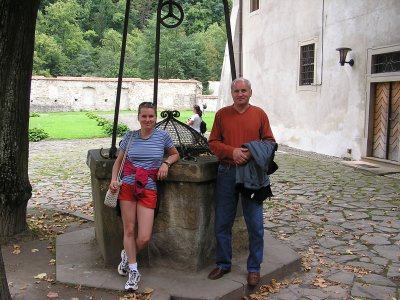 Janka az apjával a Vöröskolostorban (Červený kláštor)